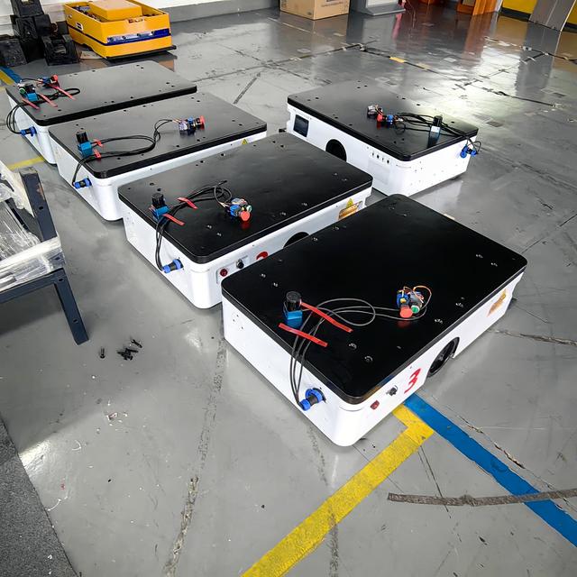 揭秘東莞玩具小工廠的效率神器！哪種AGV才是最優(yōu)選？