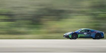 AI駕駛汽車刷新世界最快自動(dòng)駕駛車速記錄