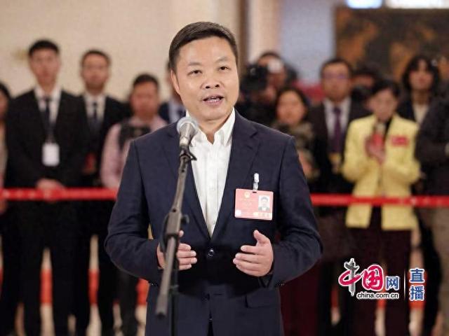 中國發(fā)布丨何小鵬代表：AI會推動自動駕駛甚至無人駕駛加速到來