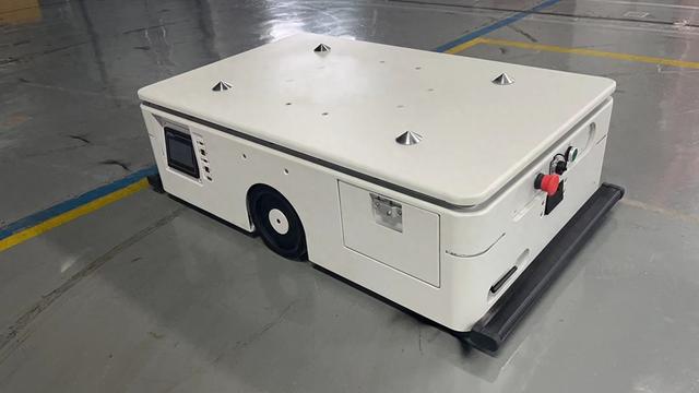 AGV小車真的值嗎？中小工廠上了自動(dòng)化，老板笑了還是哭了？